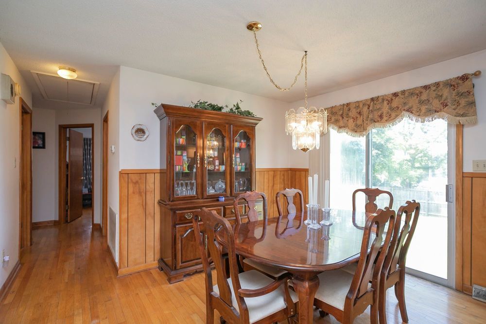 Three Oaks Village: 931 Baker Rd, Columbia, TN 38401